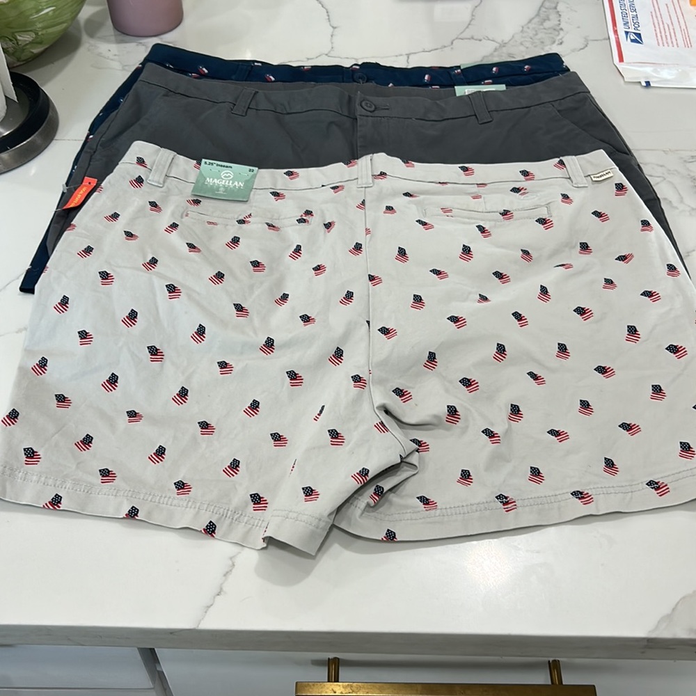 Magellan Outdoors 3 Shorts‎ Women’s Bundle. Size 22